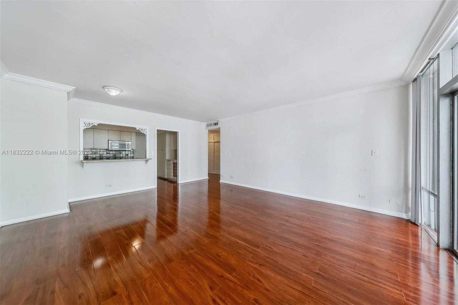 Small Image of 1408 BRICKELL BAY DR #1114, Miami Number 8