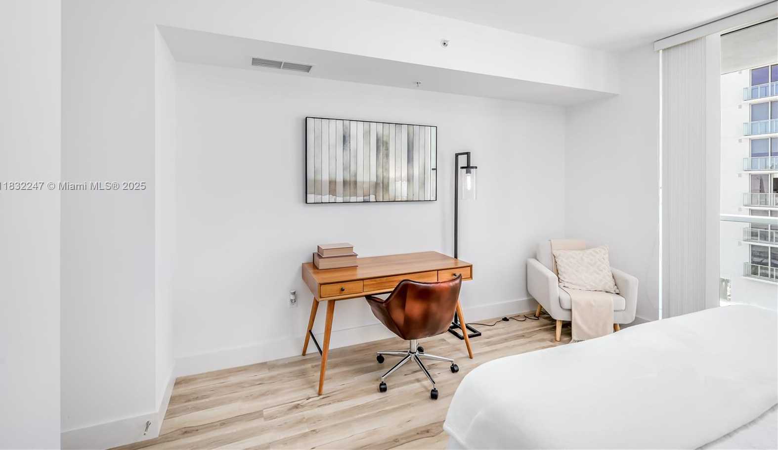 Small Image of 253 NORTH EAST 2ND ST #1606, Miami Number 12
