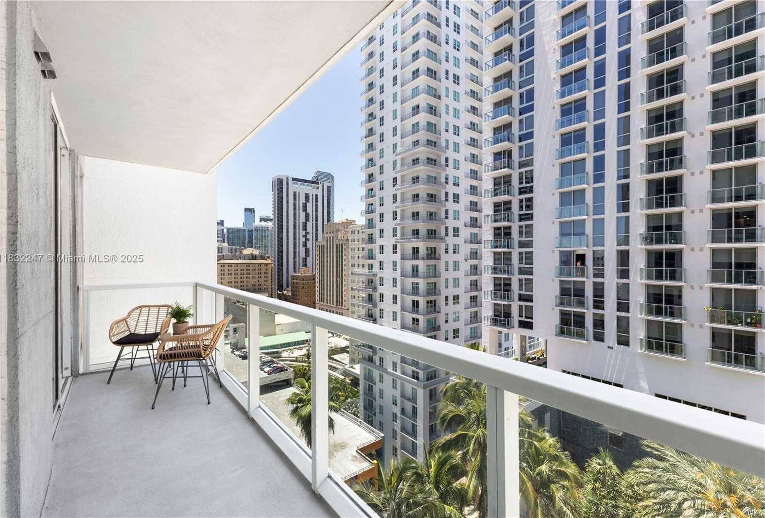 Small Image of 253 NORTH EAST 2ND ST #1606, Miami Number 18