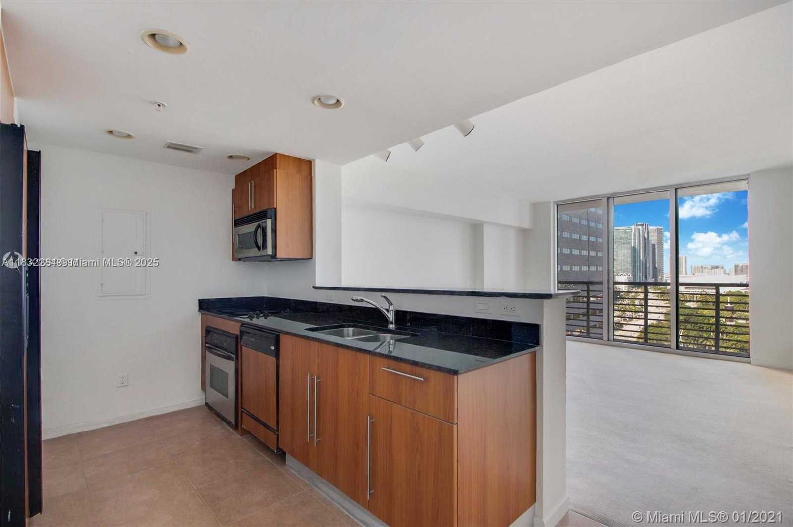 Small Image of 325 SOUTH BISCAYNE BLVD #1920, Miami Number 6