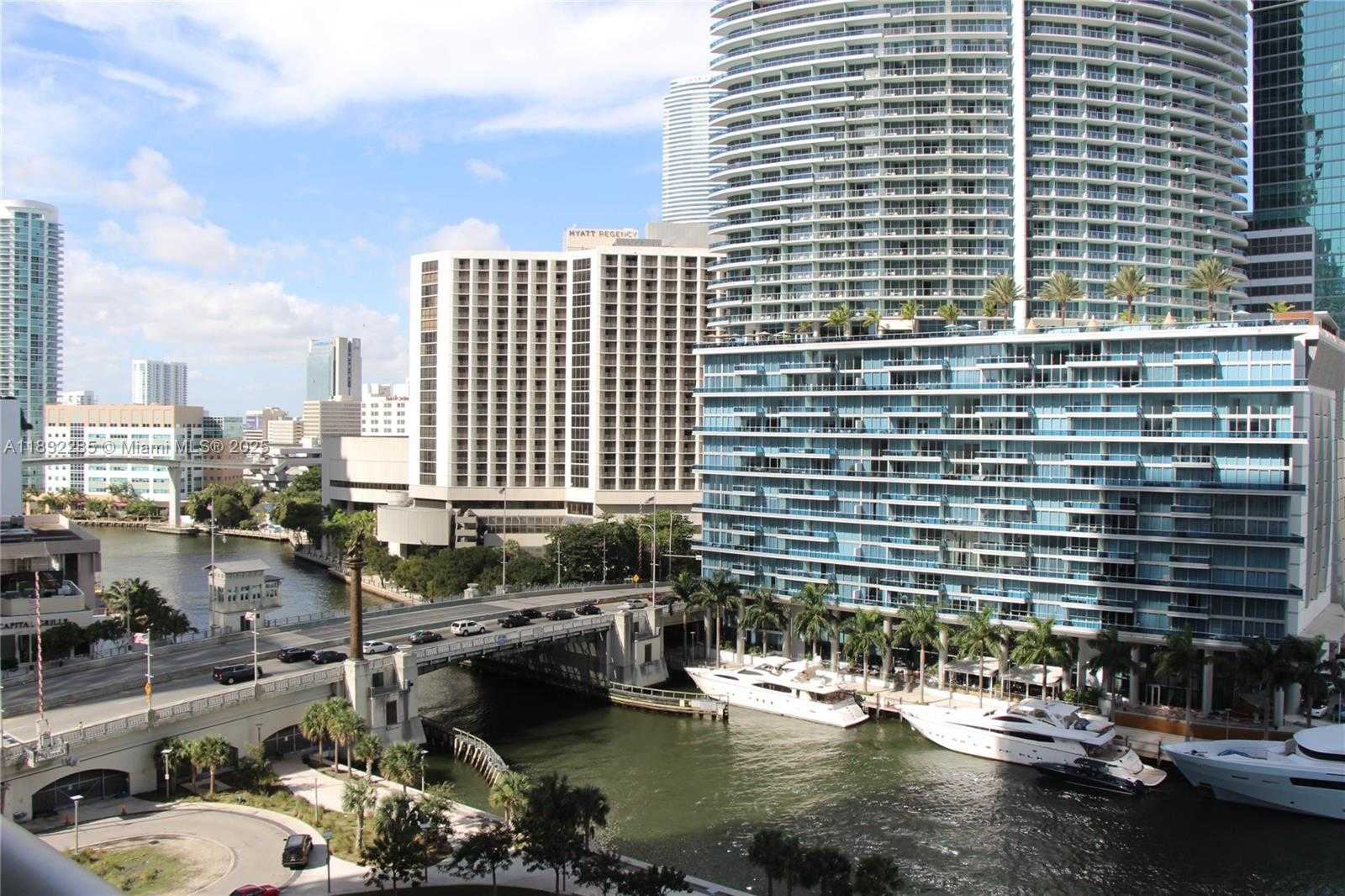 Small Image of Miami Number 4