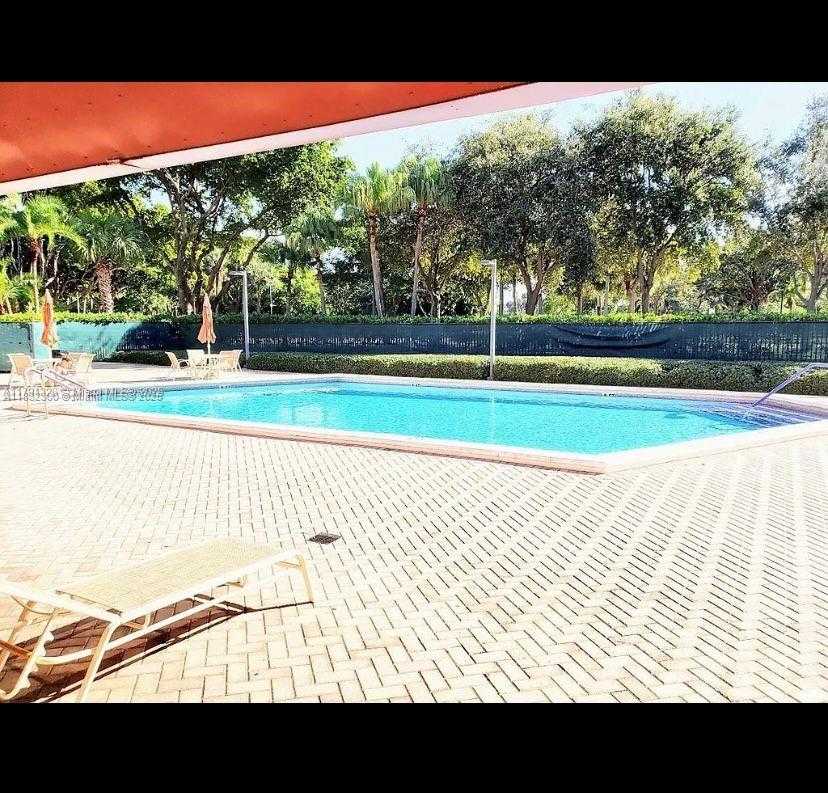 Small Image of 3101 NORTH COUNTRY CLUB DR #801, Aventura Number 17
