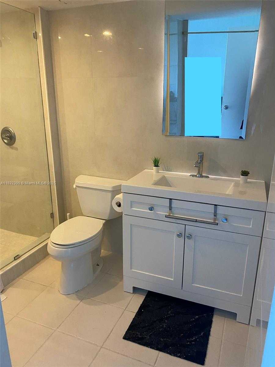 Small Image of 3101 NORTH COUNTRY CLUB DR #801, Aventura Number 5