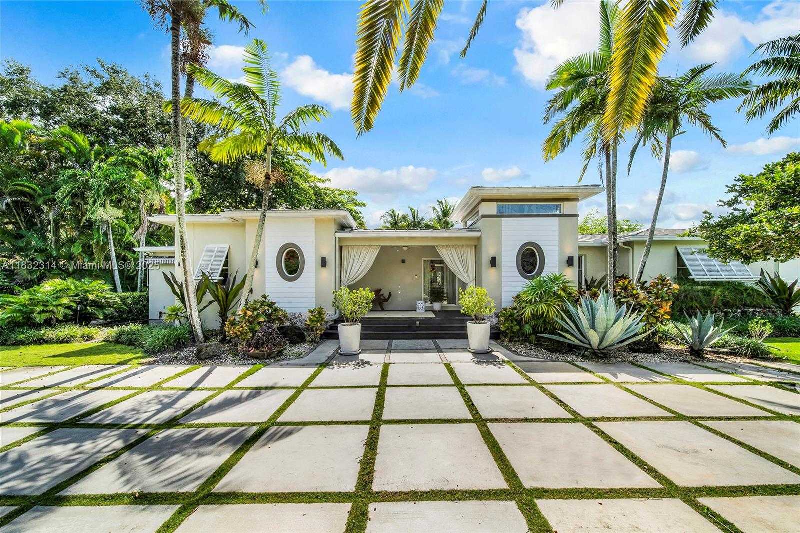 Small Image of 6645 SOUTH WEST 73RD CT #., Miami Number 4