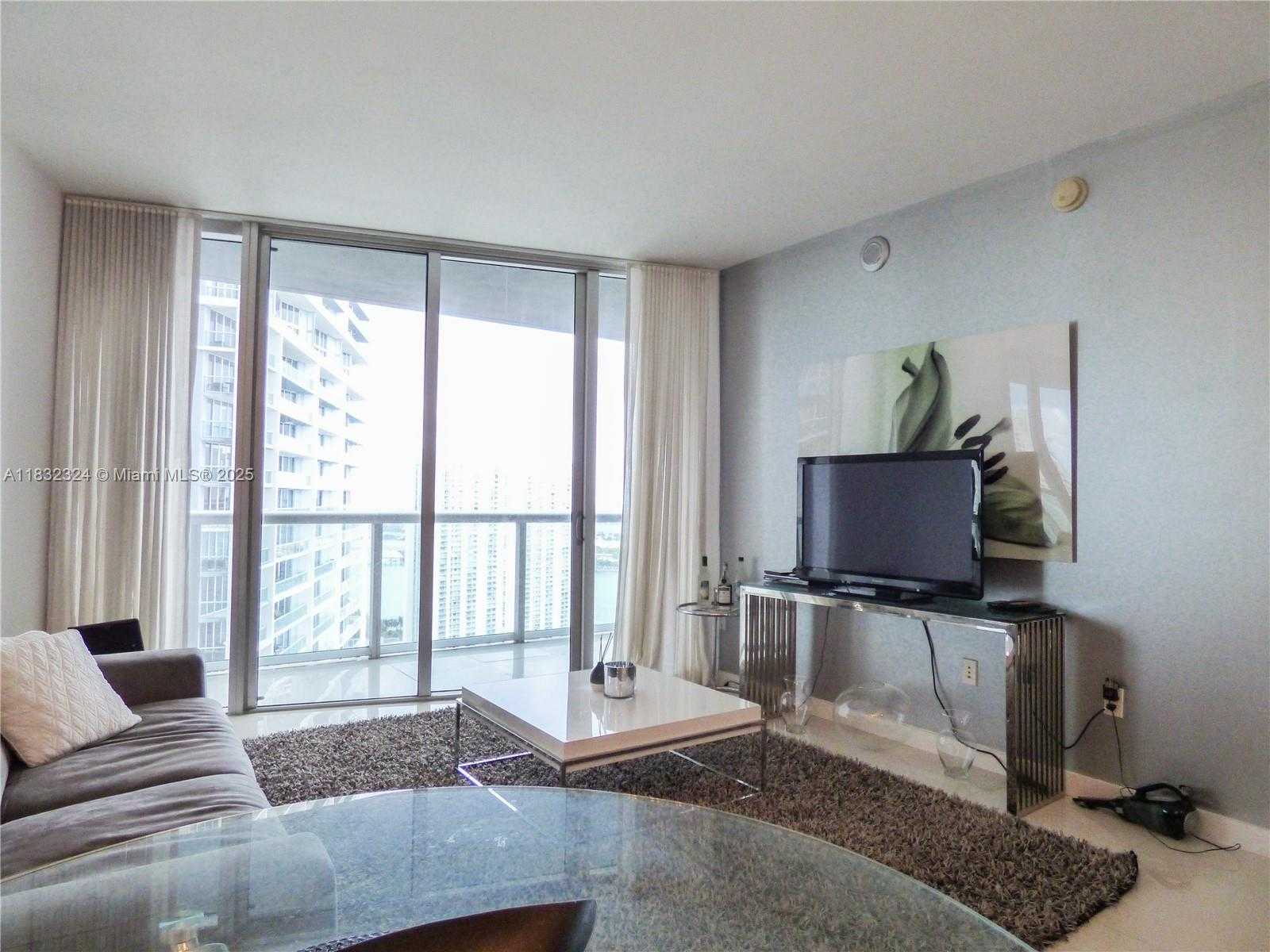 Small Image of 495 BRICKELL AVE #3708, Miami Number 3