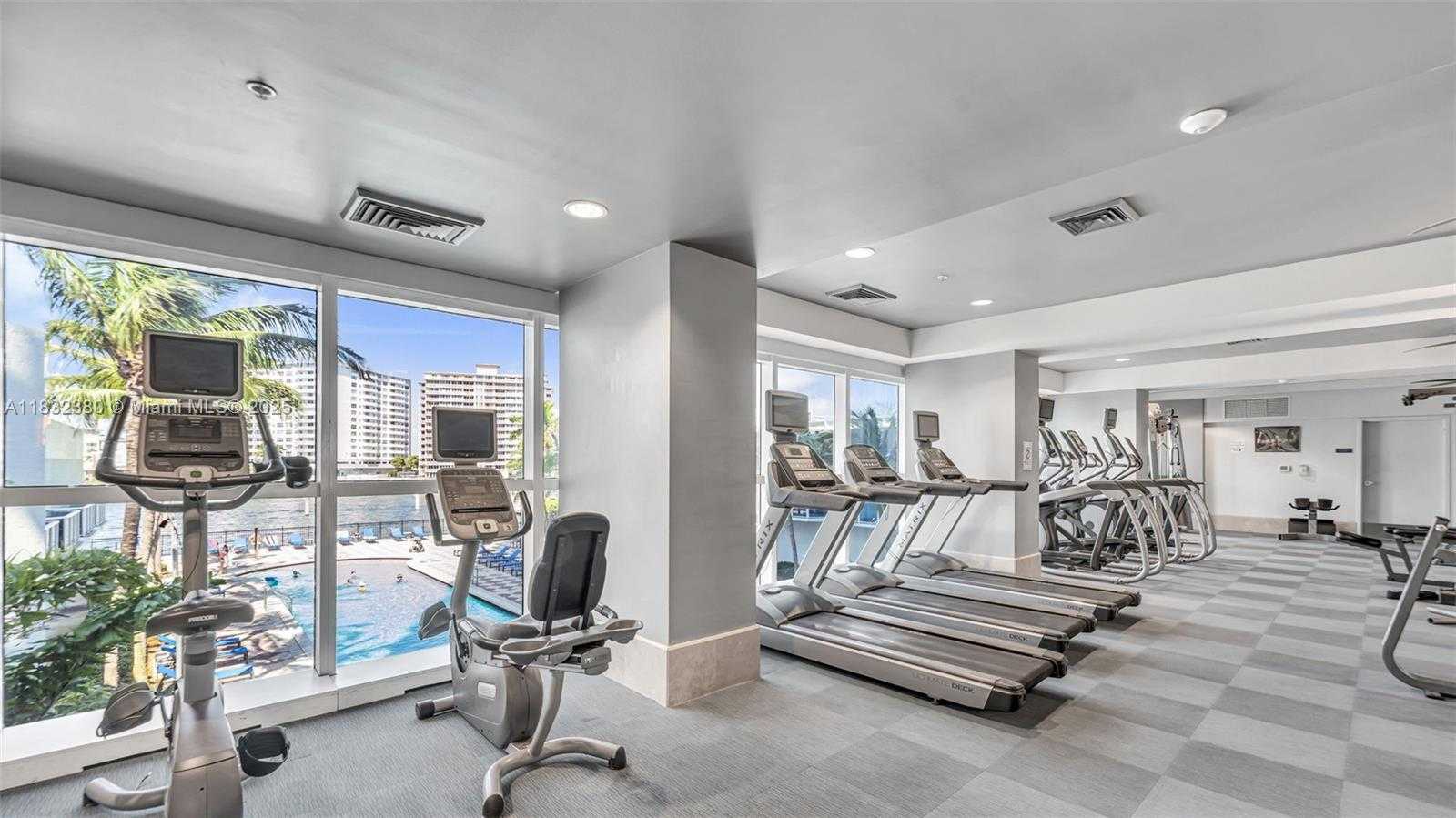 Small Image of 1945 SOUTH OCEAN DR #705, Hallandale Beach Number 29