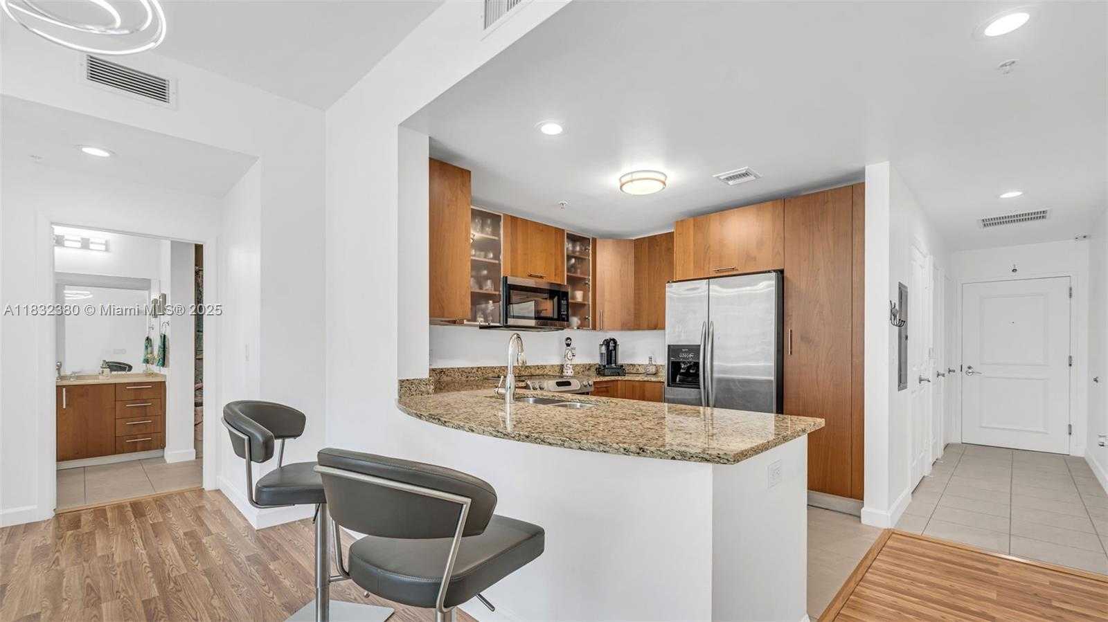 Small Image of 1945 SOUTH OCEAN DR #705, Hallandale Beach Number 5
