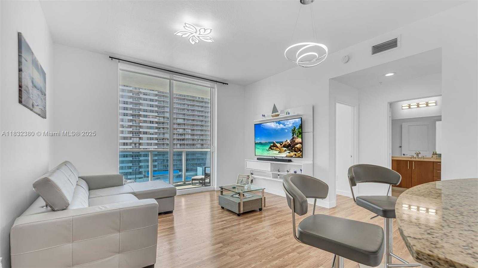 Small Image of 1945 SOUTH OCEAN DR #705, Hallandale Beach Number 6