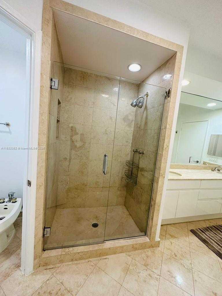Small Image of 717 CRANDON BLVD #408, Key Biscayne Number 15