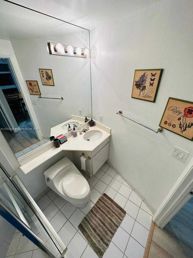 Small Image of 717 CRANDON BLVD #408, Key Biscayne Number 19