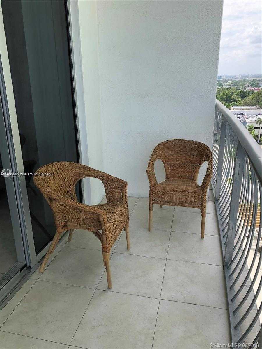 Small Image of 1750 NORTH BAYSHORE DR #1705, Miami Number 10
