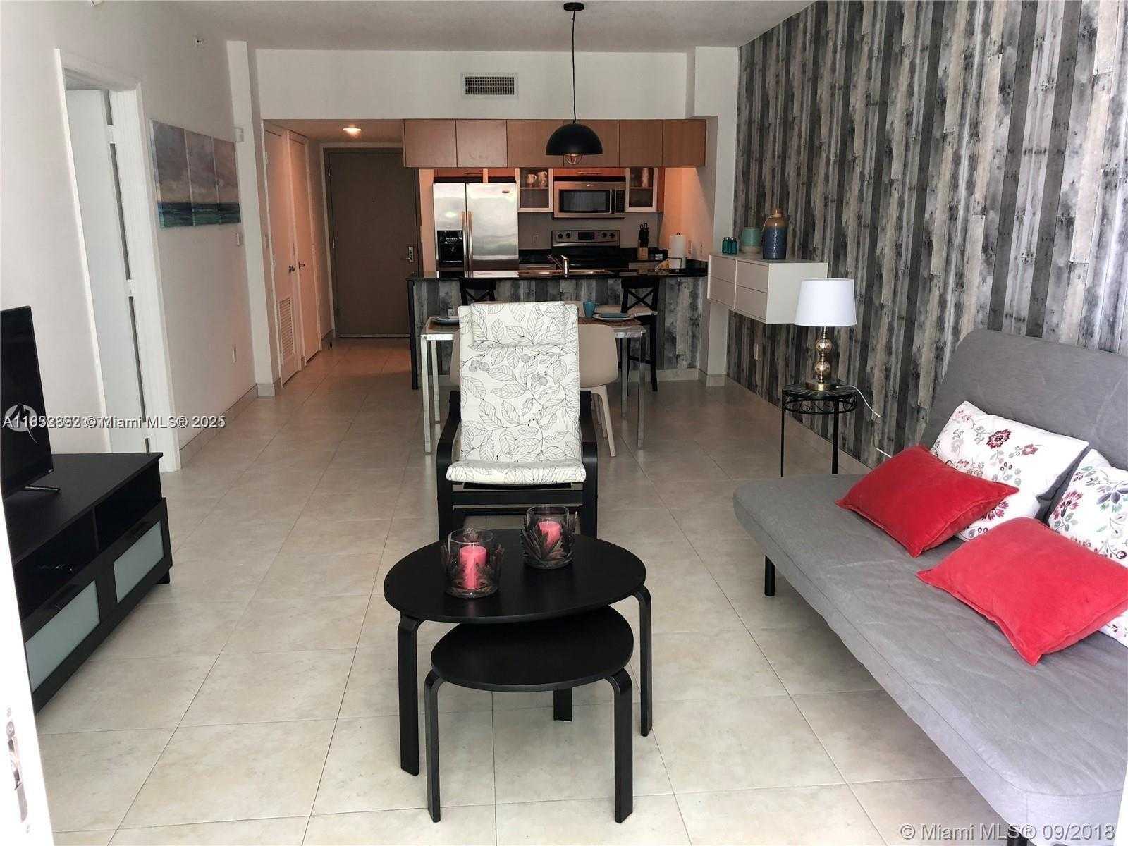 Small Image of 1750 NORTH BAYSHORE DR #1705, Miami Number 6