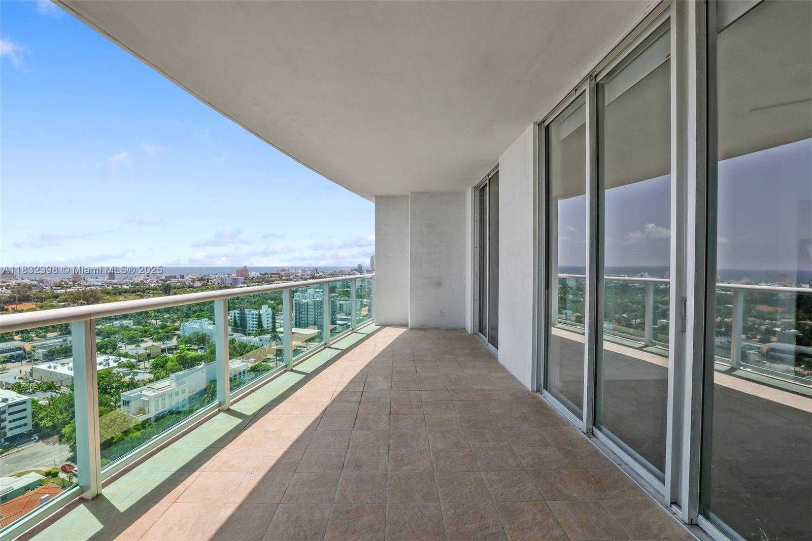 Small Image of 1500 BAY RD #C-2207, Miami Beach Number 13