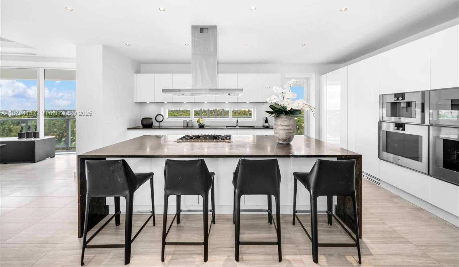 Small Image of 4701 NORTH MERIDIAN AVE #LPH21, Miami Beach Number 7