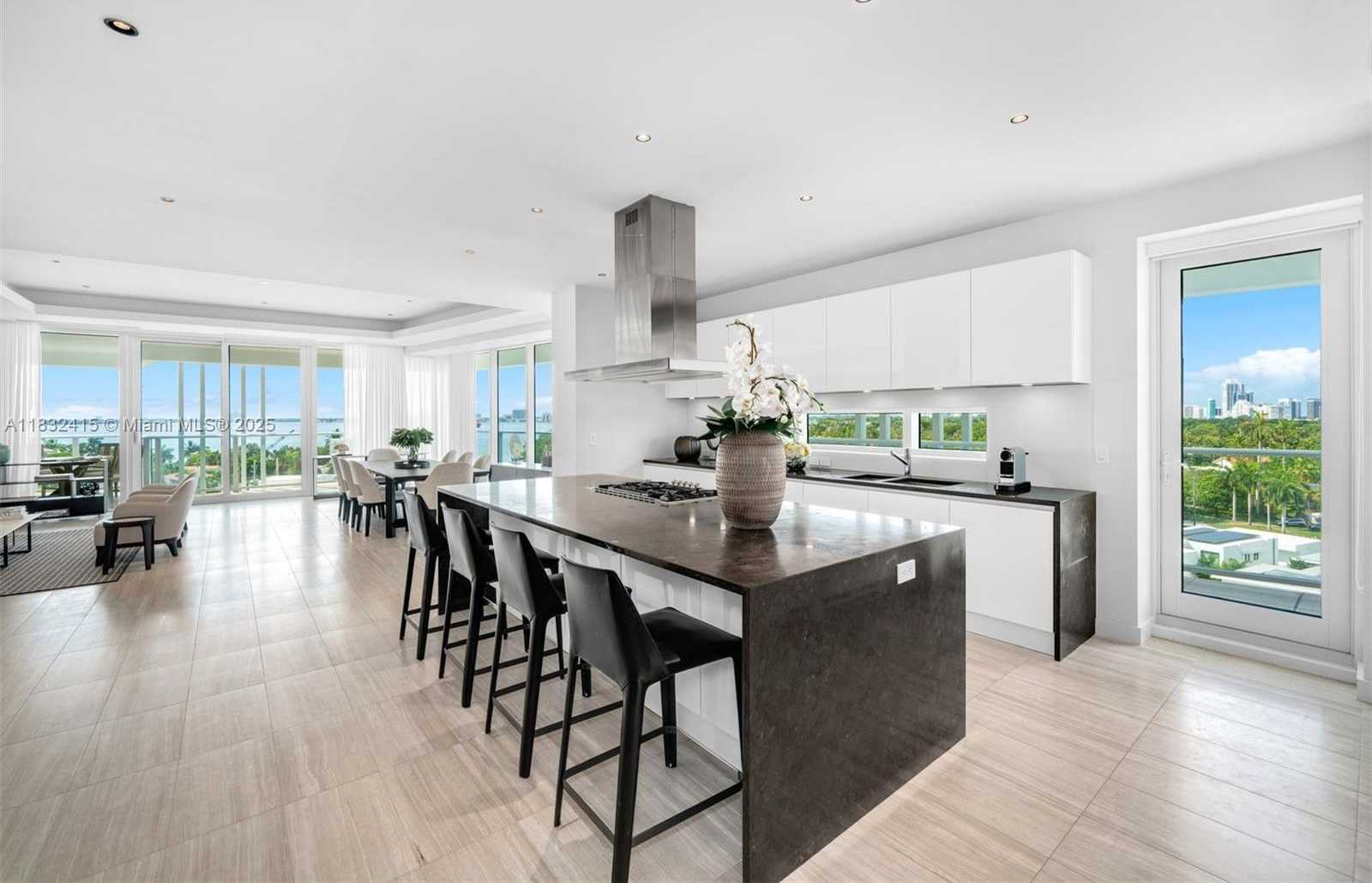 Small Image of 4701 NORTH MERIDIAN AVE #LPH21, Miami Beach Number 8