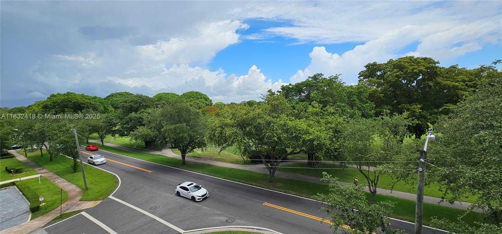 Small Image of 650 CORAL WAY #404, Coral Gables Number 14
