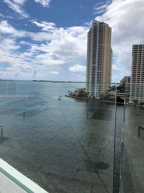 Small Image of 335 SOUTH BISCAYNE BLVD #505, Miami Number 10