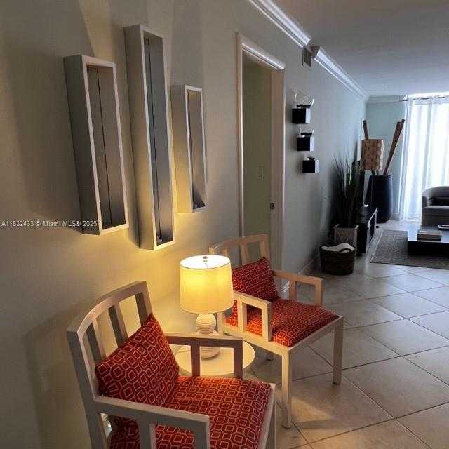 Small Image of 6039 COLLINS AVE #823, Miami Beach Number 6
