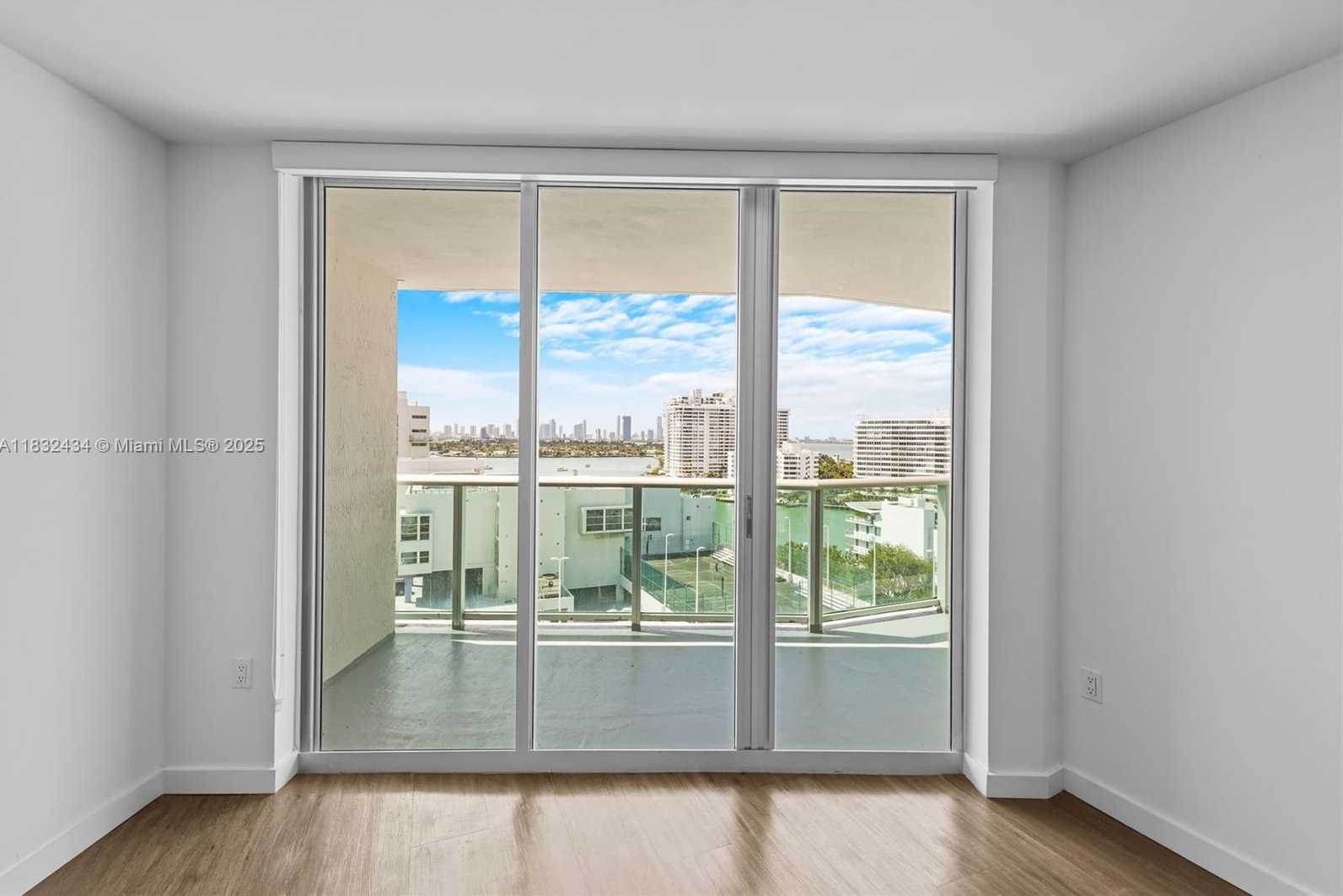 Small Image of 1500 BAY RD #M-0823, Miami Beach Number 10