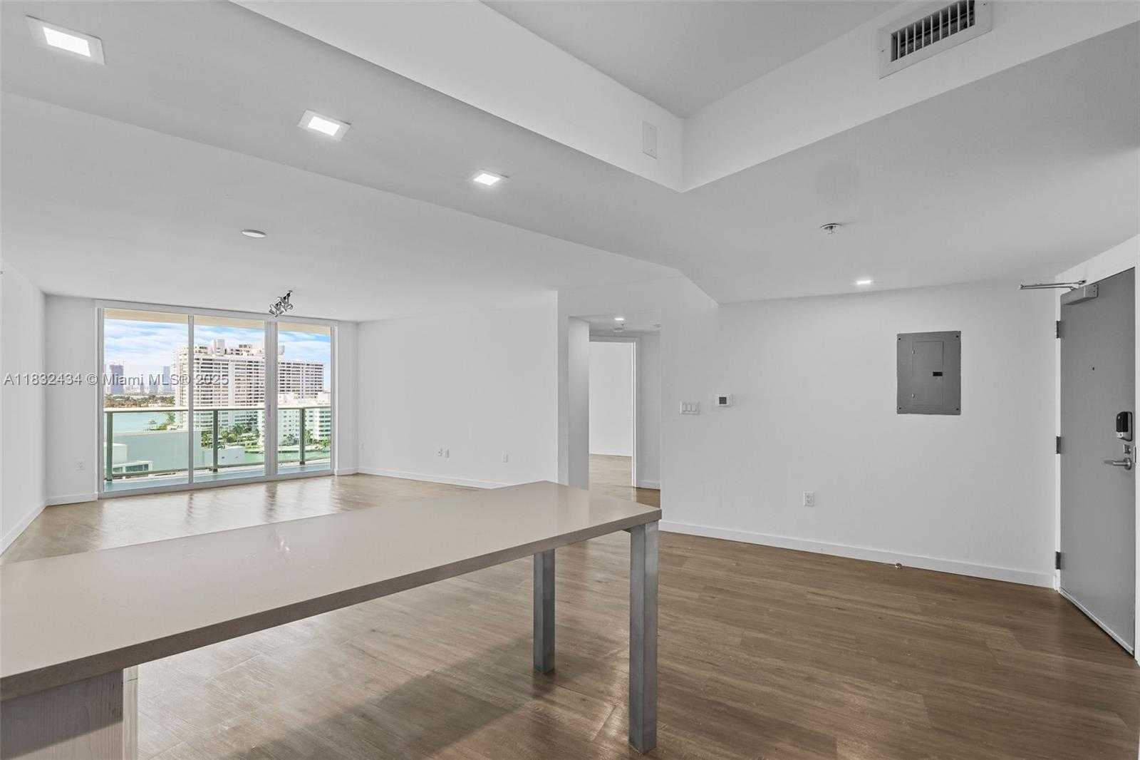 Small Image of 1500 BAY RD #M-0823, Miami Beach Number 6