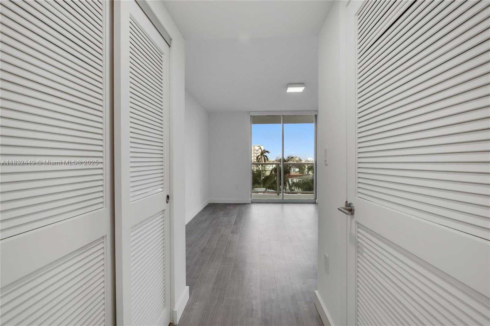 Small Image of 1500 BAY RD #M-0414, Miami Beach Number 15