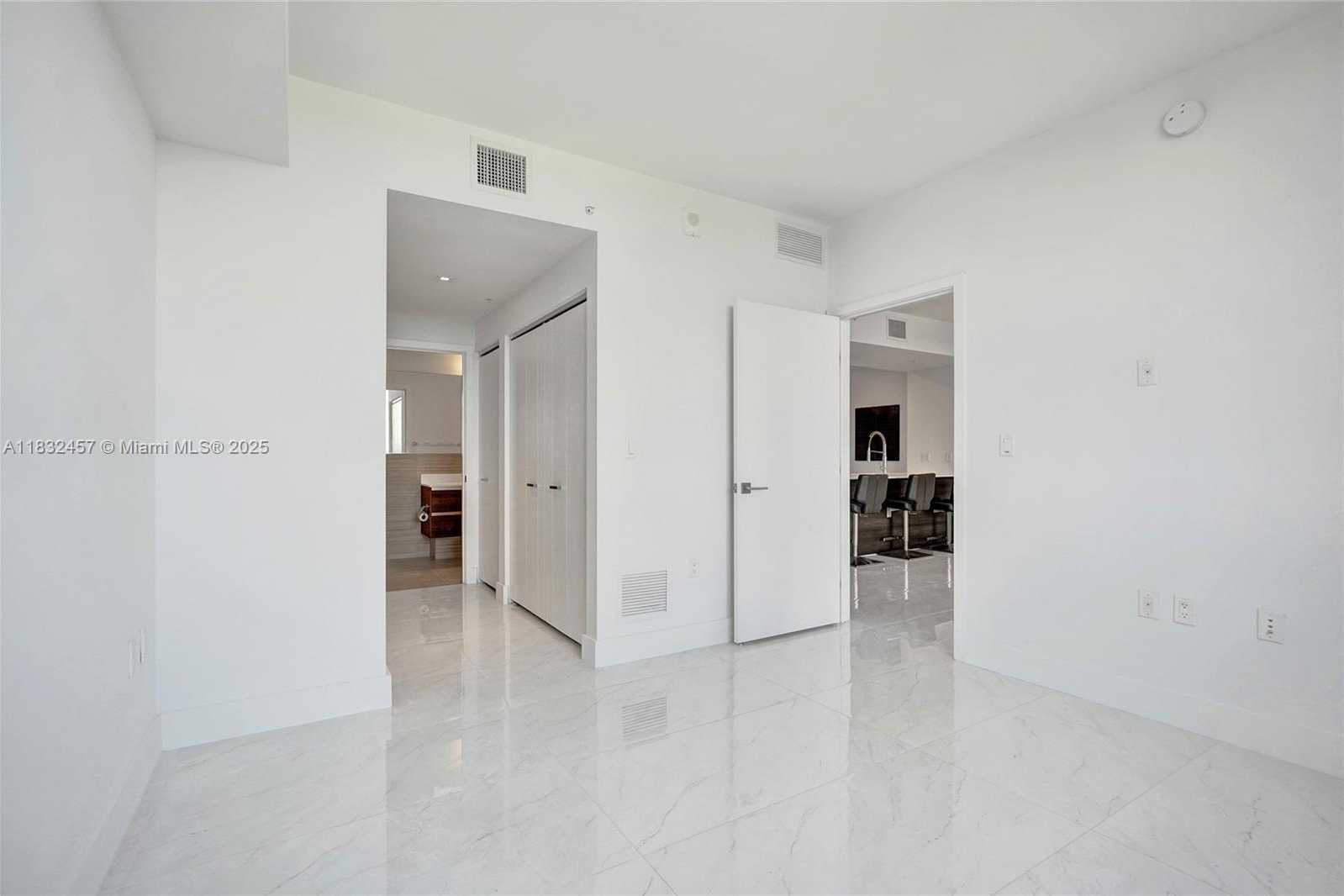 Small Image of 301 ALTARA AVE #729, Coral Gables Number 21