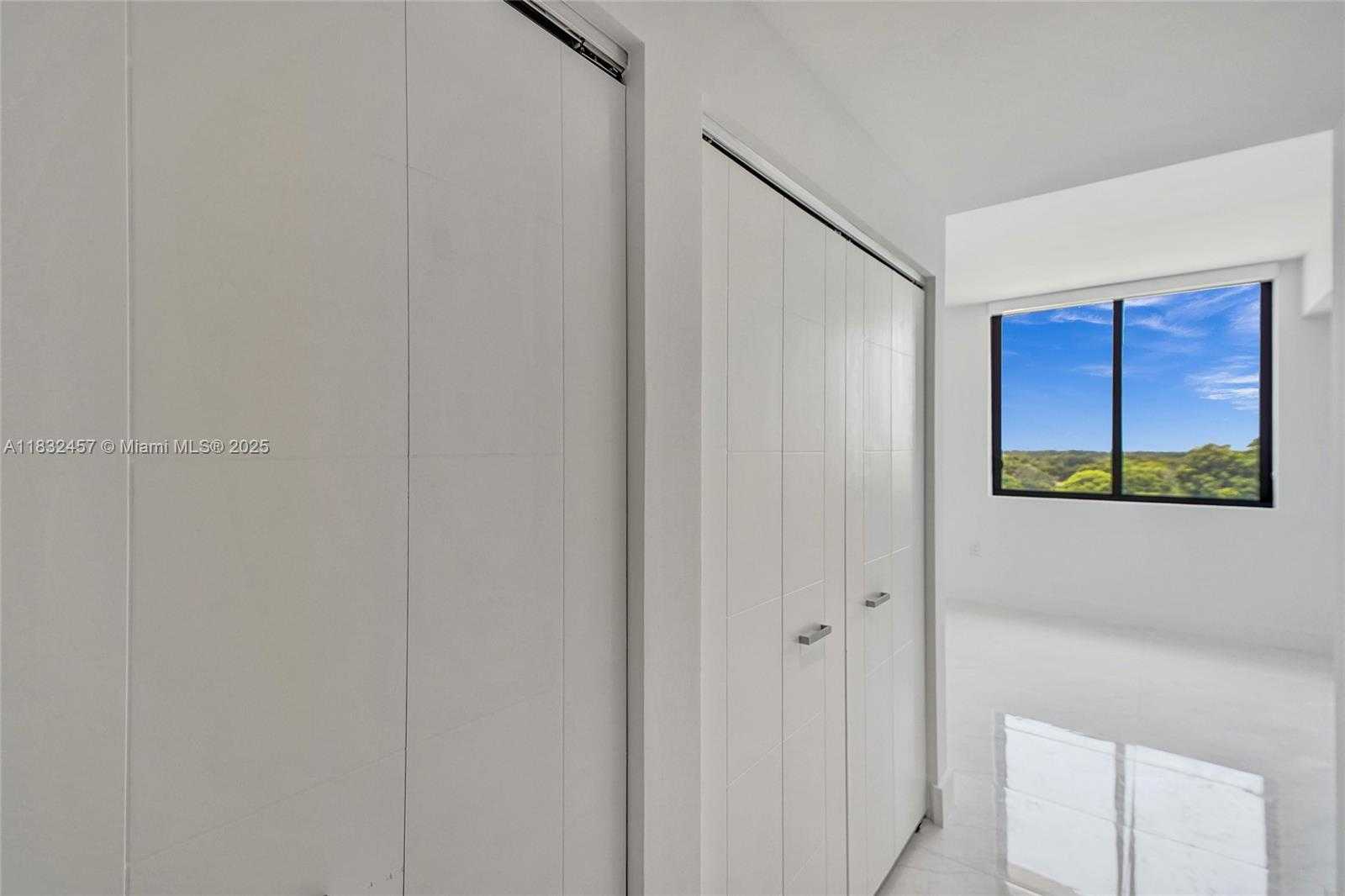 Small Image of 301 ALTARA AVE #729, Coral Gables Number 25