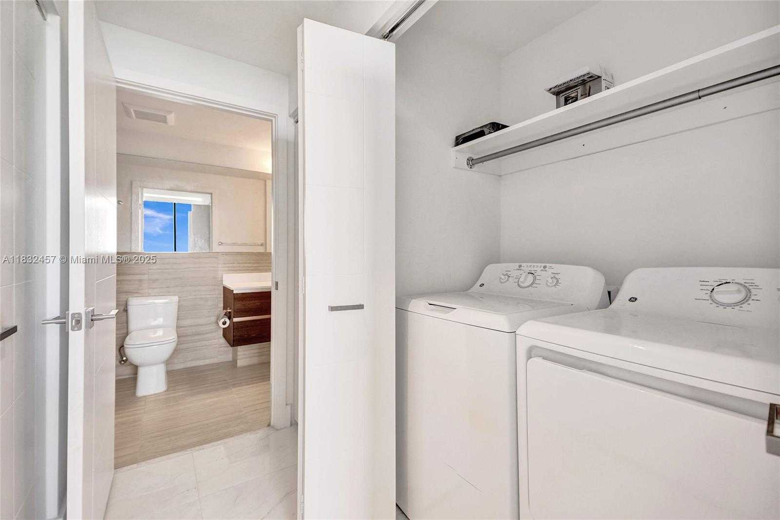 Small Image of 301 ALTARA AVE #729, Coral Gables Number 28