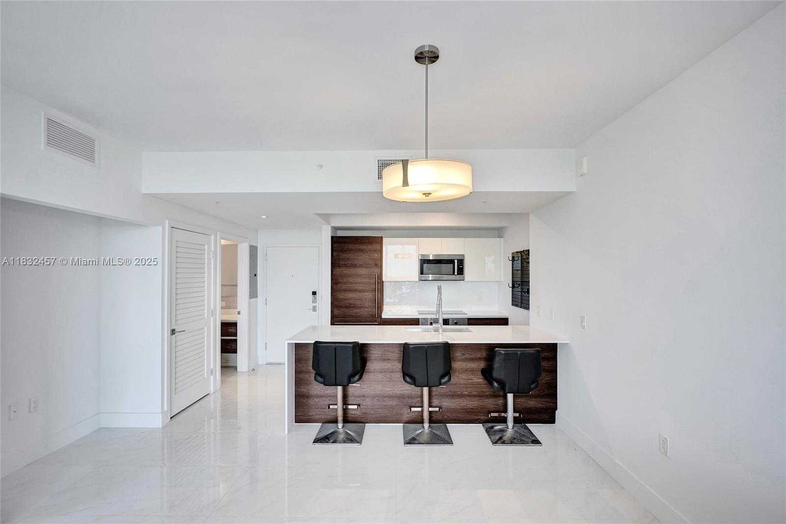 Small Image of 301 ALTARA AVE #729, Coral Gables Number 9