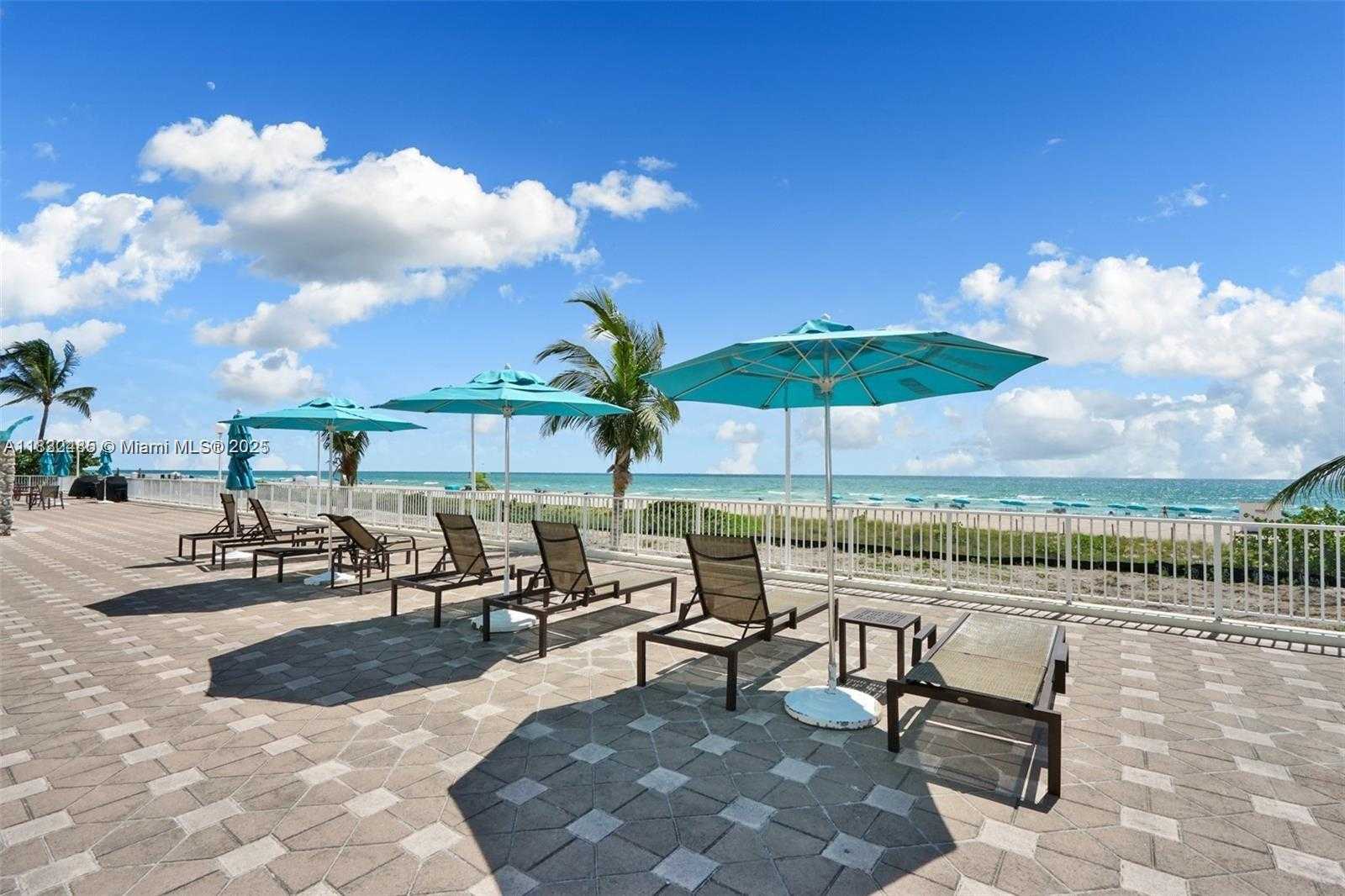Small Image of 5701 COLLINS AVE #805, Miami Beach Number 27