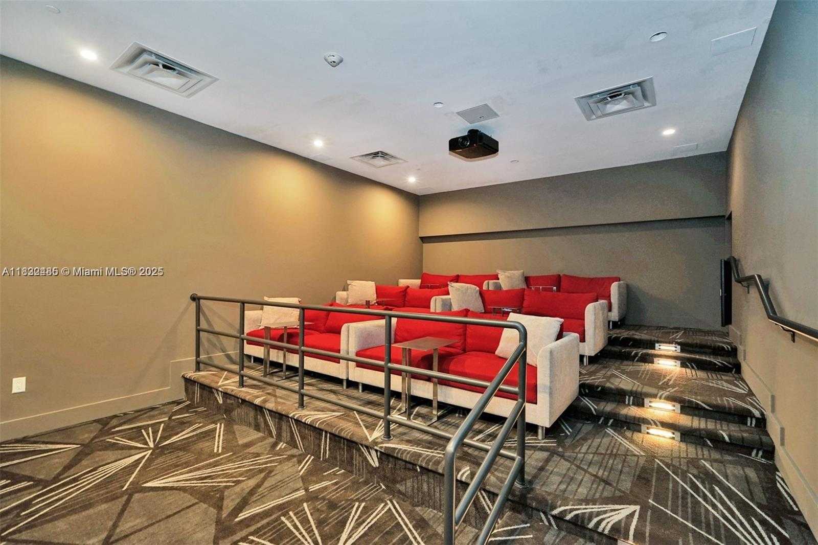 Small Image of 5701 COLLINS AVE #805, Miami Beach Number 29