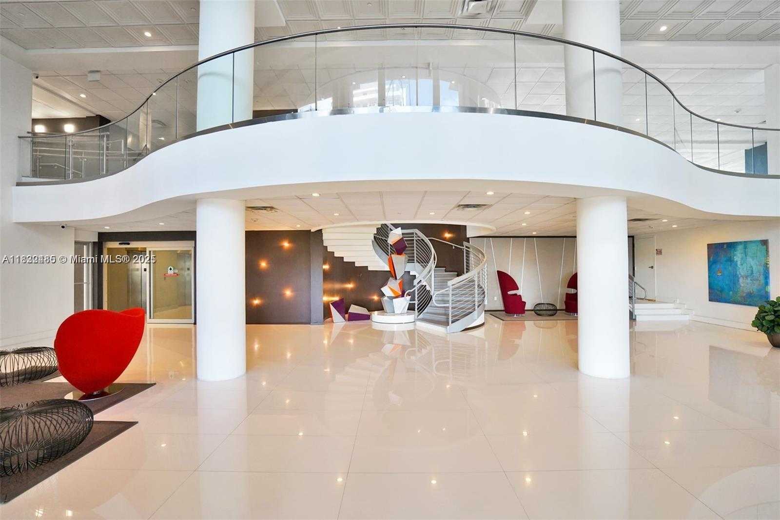 Small Image of 5701 COLLINS AVE #805, Miami Beach Number 31
