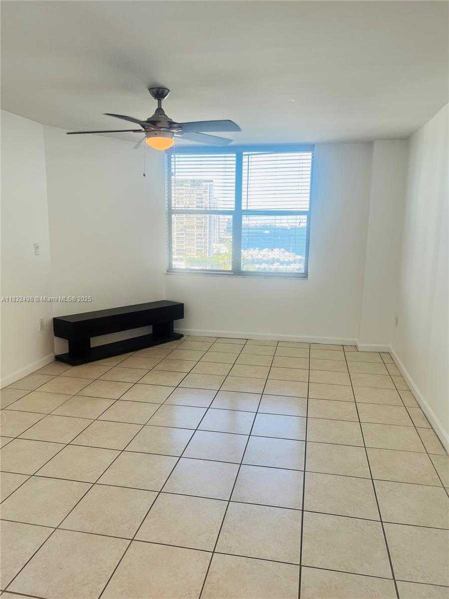 Small Image of 2333 BRICKELL AVE #1115, Miami Number 17