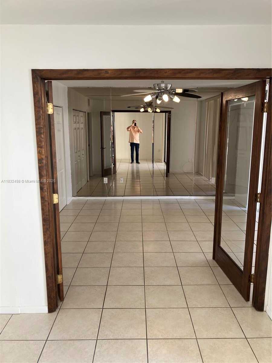 Small Image of 2333 BRICKELL AVE #1115, Miami Number 20