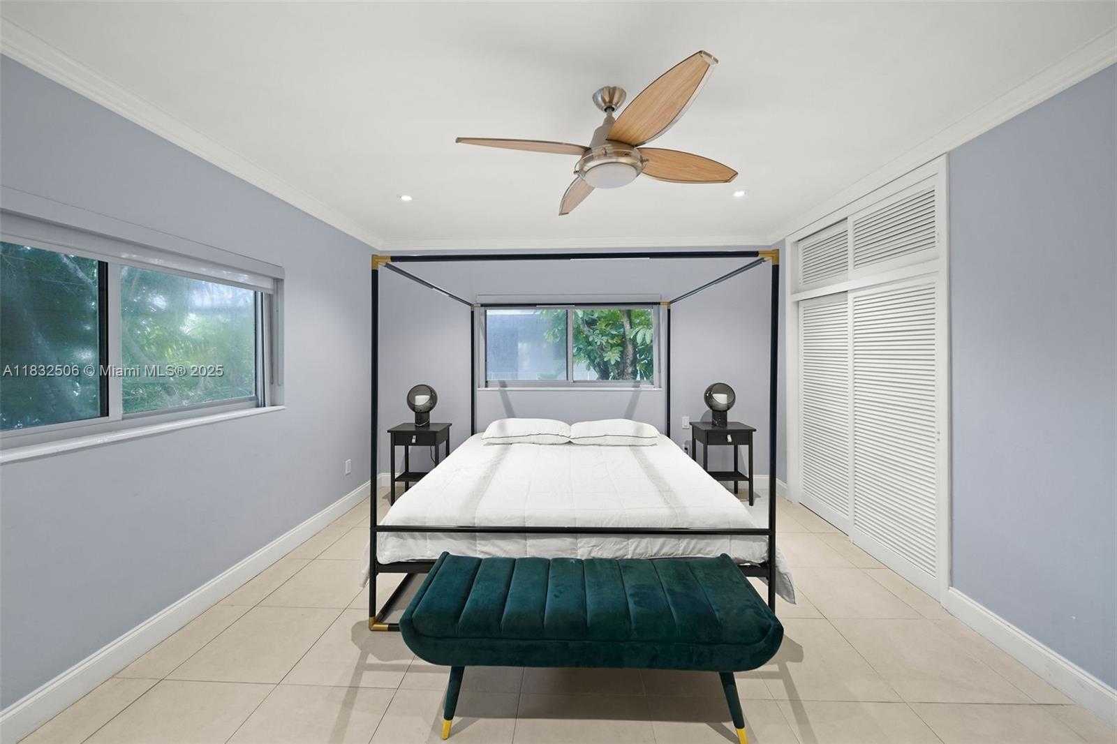 Small Image of 1145 101ST ST #4, Bay Harbor Islands Number 10