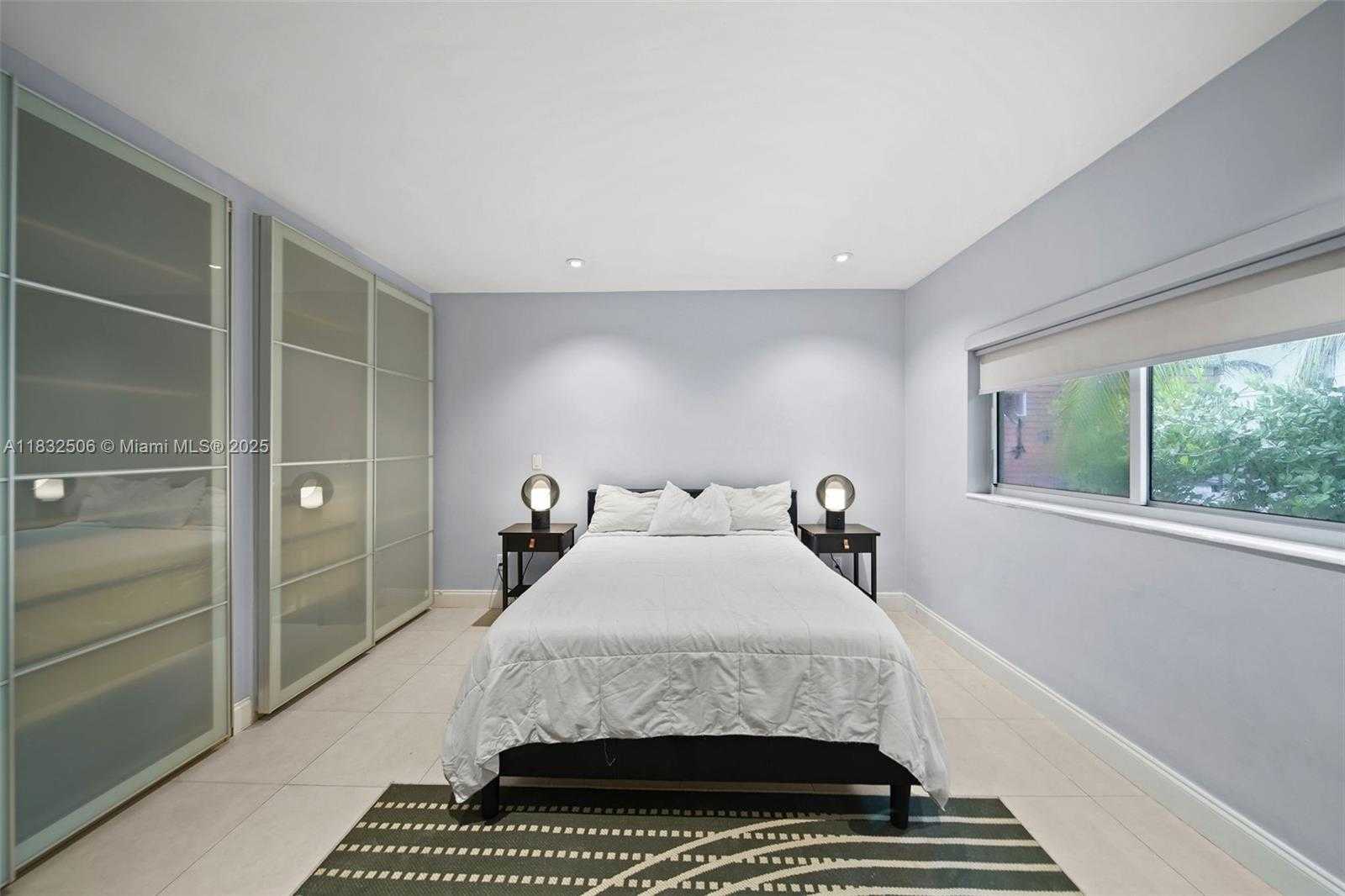 Small Image of 1145 101ST ST #4, Bay Harbor Islands Number 14