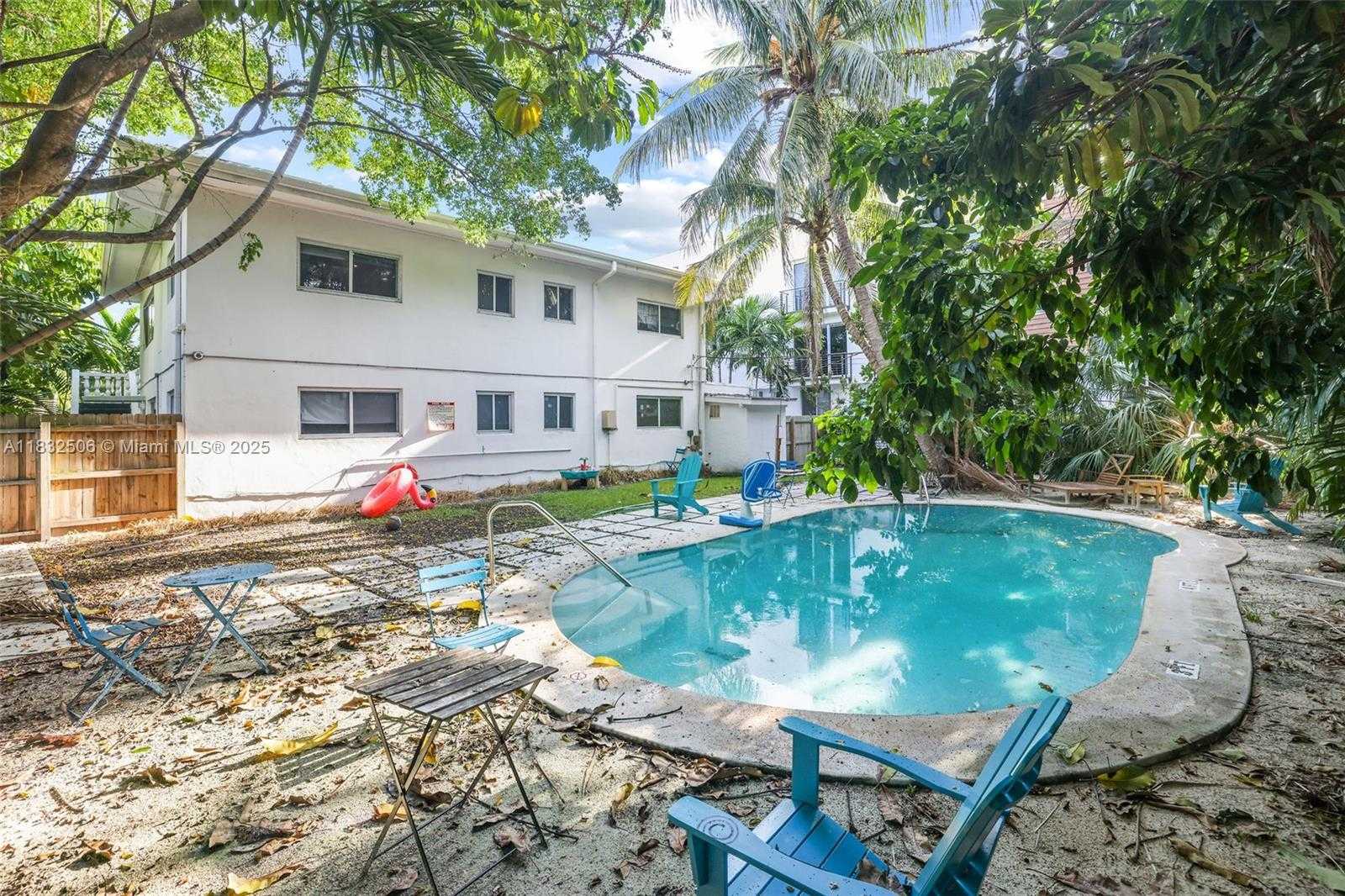 Small Image of 1145 101ST ST #4, Bay Harbor Islands Number 21