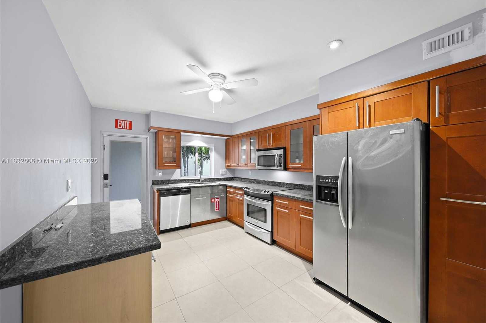 Small Image of 1145 101ST ST #4, Bay Harbor Islands Number 7