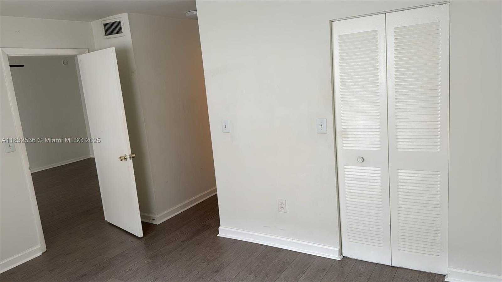 Small Image of 1615 MERIDIAN AVE #202, Miami Beach Number 11