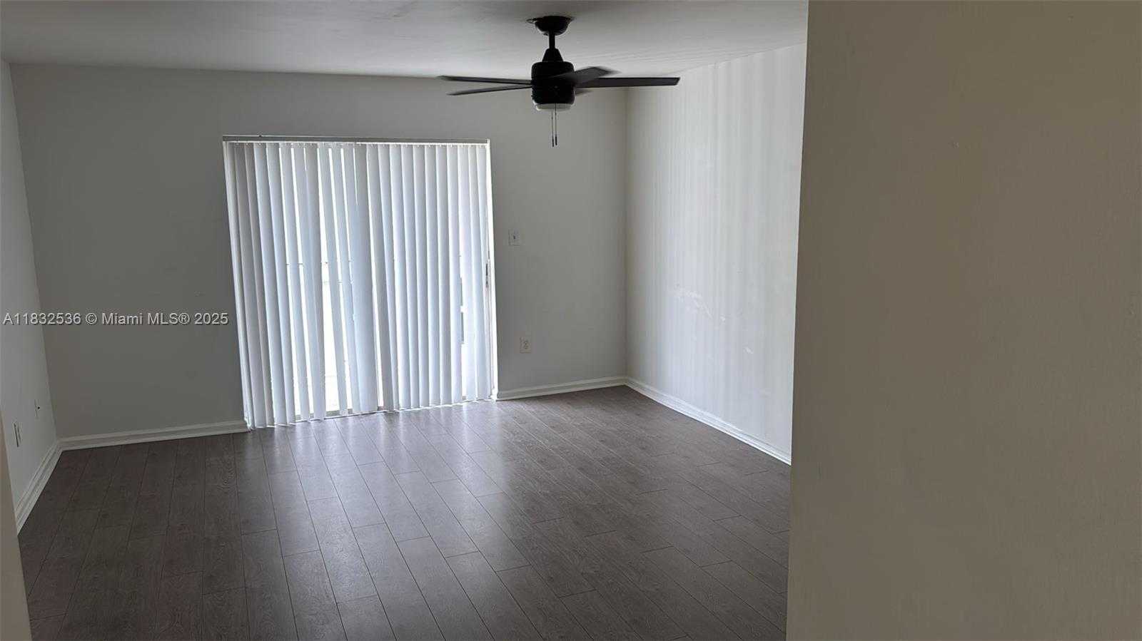 Small Image of 1615 MERIDIAN AVE #202, Miami Beach Number 12