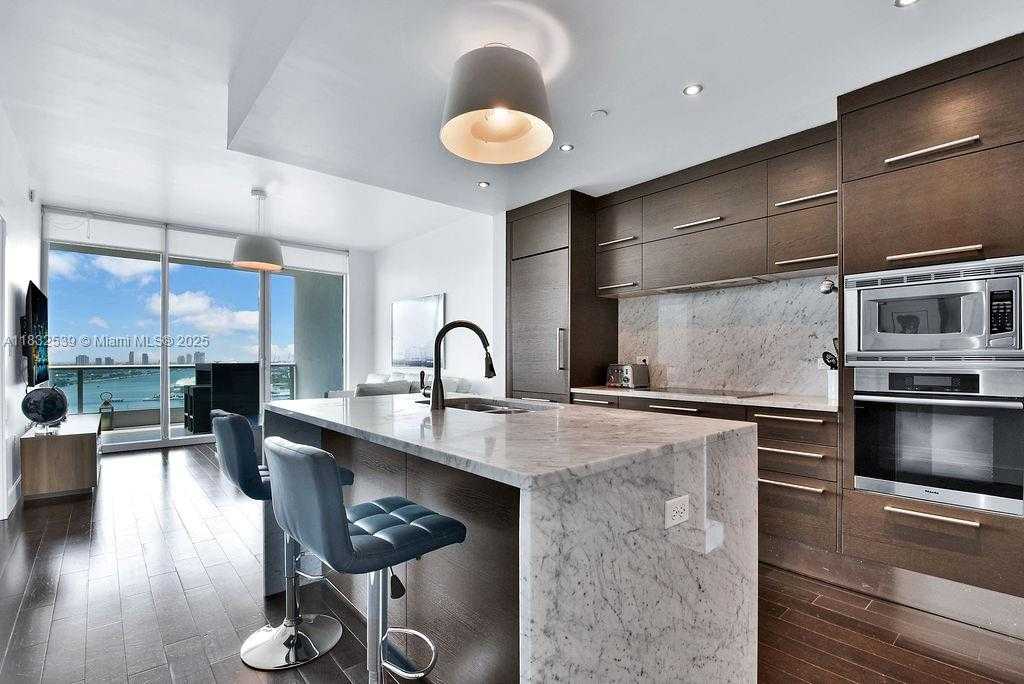 Small Image of 900 BISCAYNE BLVD #2507, Miami Number 10