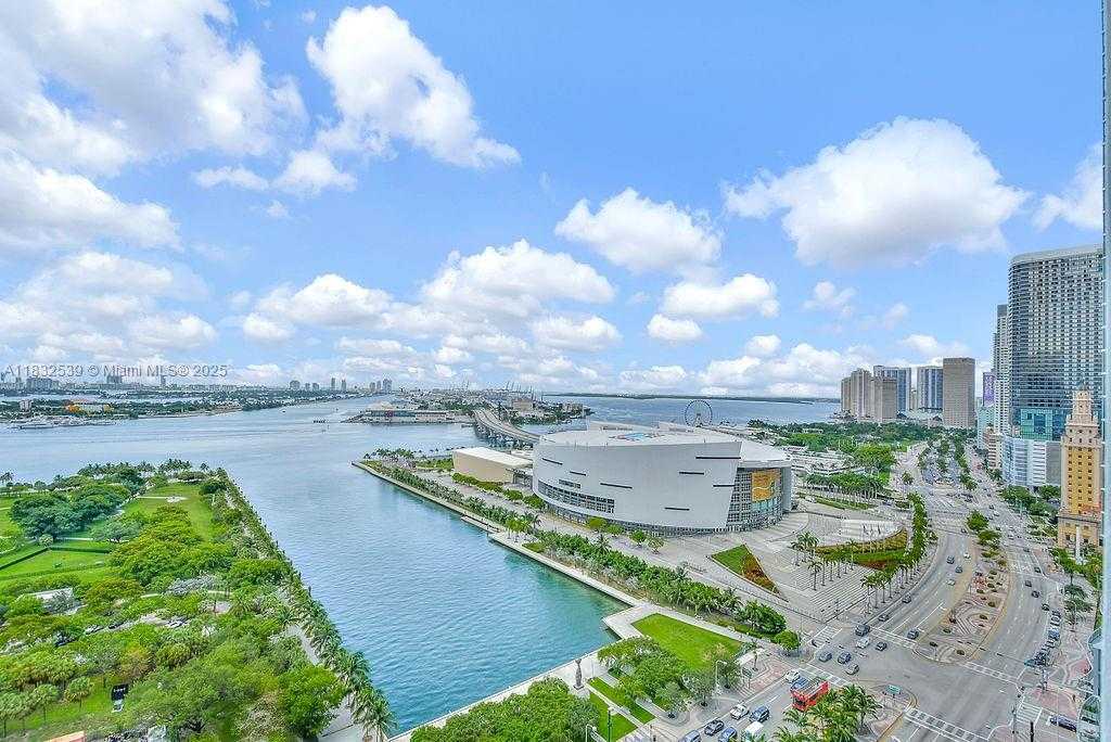 Small Image of 900 BISCAYNE BLVD #2507, Miami Number 24