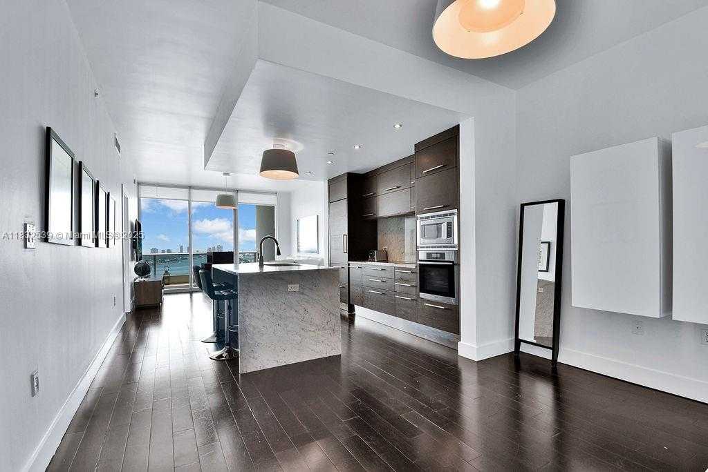 Small Image of 900 BISCAYNE BLVD #2507, Miami Number 3