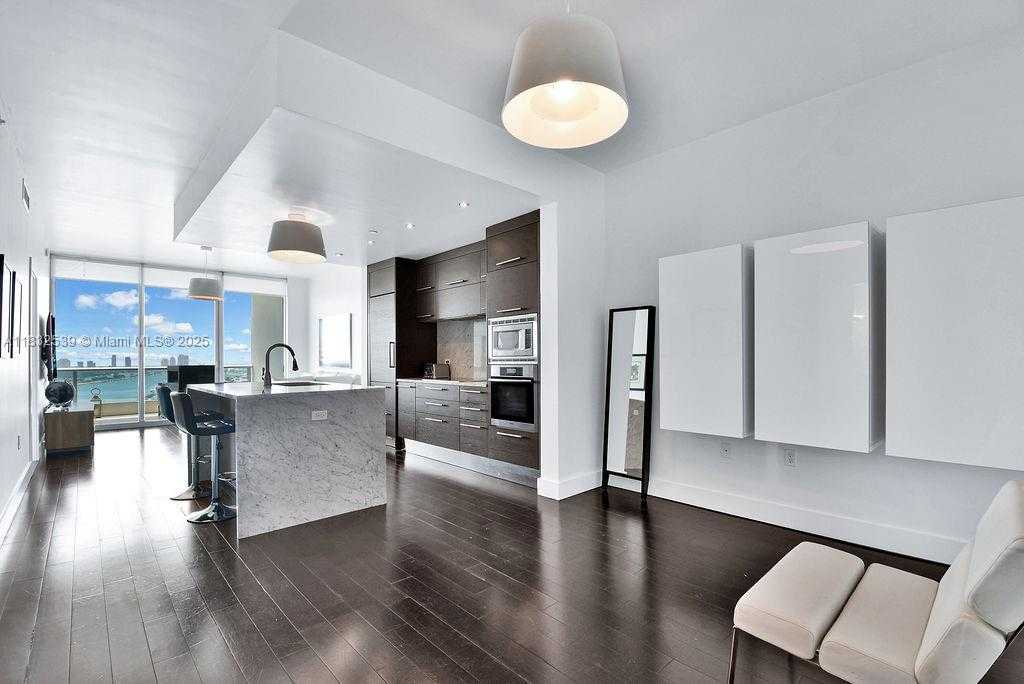 Small Image of 900 BISCAYNE BLVD #2507, Miami Number 5