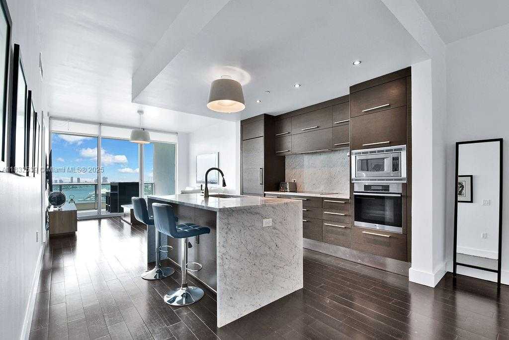 Small Image of 900 BISCAYNE BLVD #2507, Miami Number 8