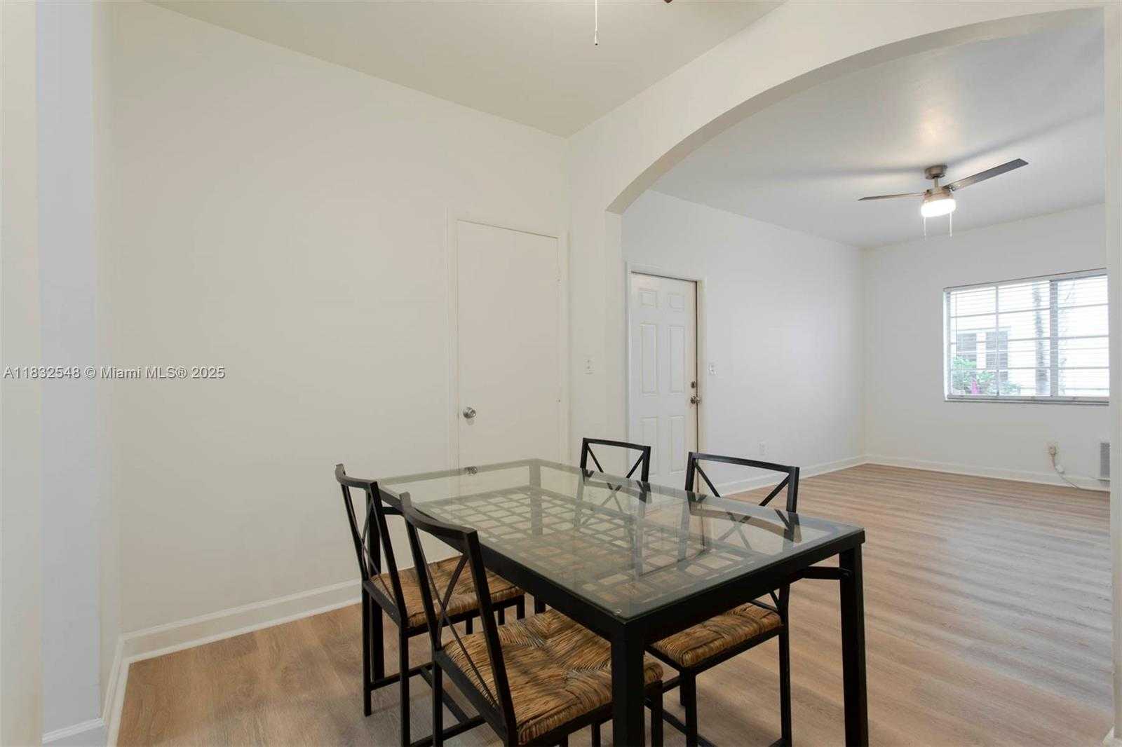 Small Image of 1561 LENOX AVE #10, Miami Beach Number 2