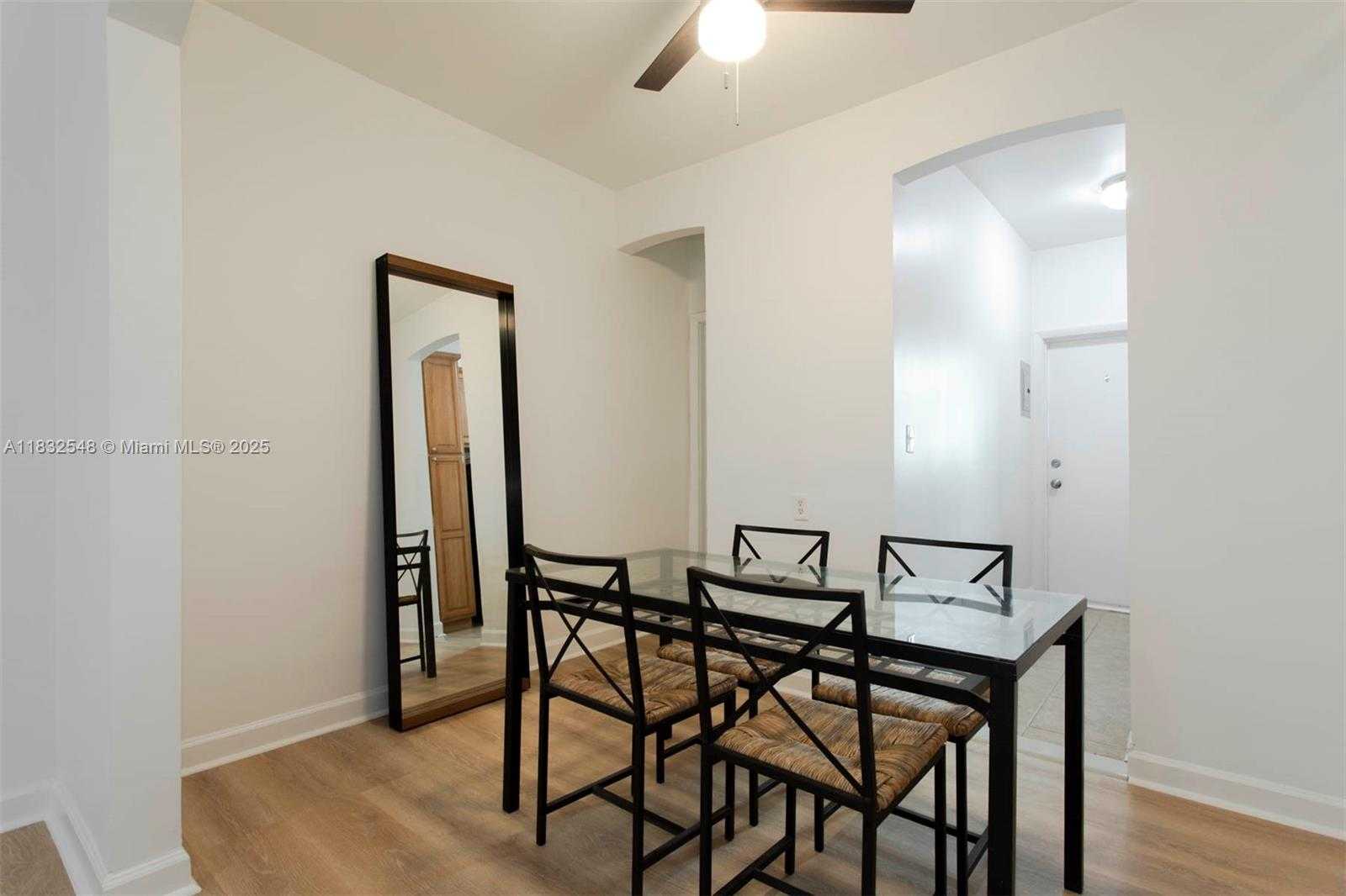Small Image of 1561 LENOX AVE #10, Miami Beach Number 5