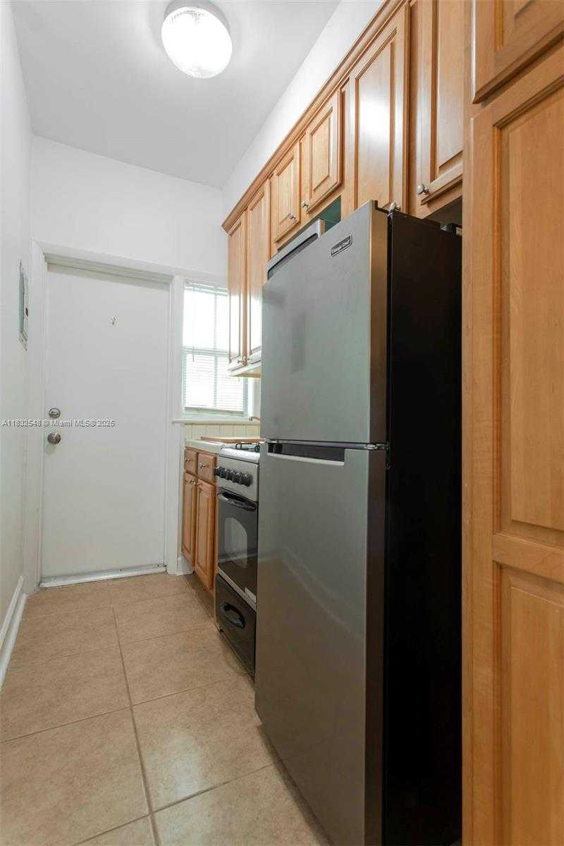 Small Image of 1561 LENOX AVE #10, Miami Beach Number 9