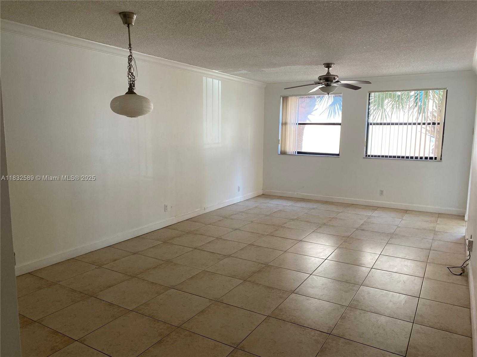 Small Image of 8100 GENEVA CT #339, Doral Number 4