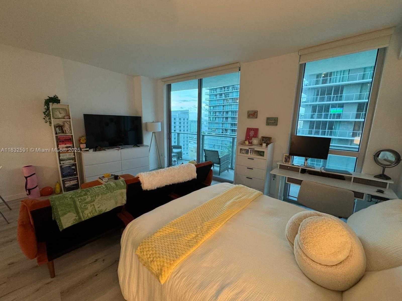 Small Image of 1100 SOUTH MIAMI AVE #1205, Miami Number 13